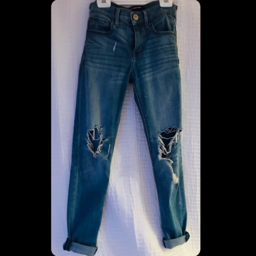 Cute, ripped, express jeans - Picture 2 of 3
